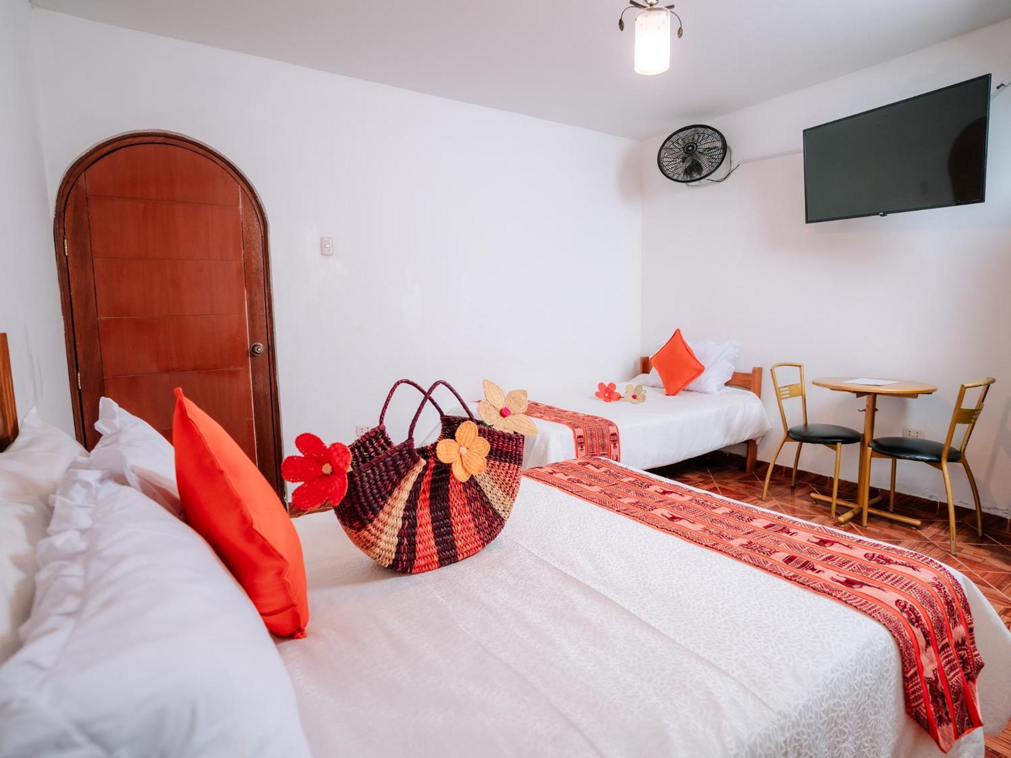 Hotel Vinas Del Sol Eterno شينشا ألتا الغرفة الصورة